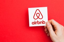 Los pagos criptográficos se clasifican como la principal sugerencia para Airbnb, los clientes solicitan un mejor servicio